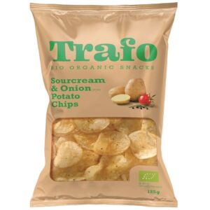 Chipsy ziemniaczane o smaku śmiet-cebul.